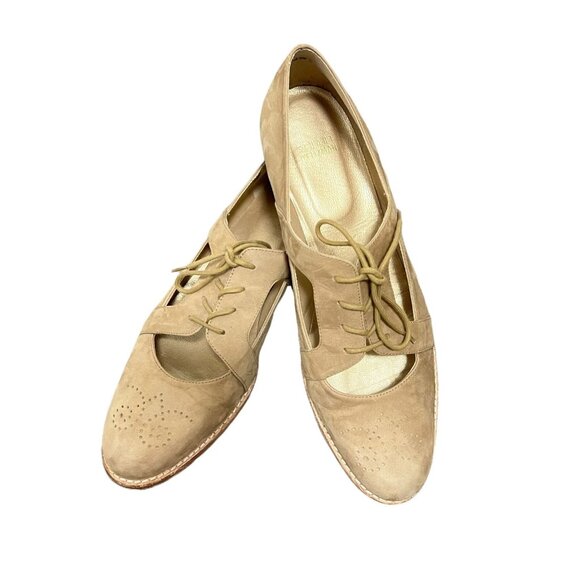 Stuart Weitzman Tan Suede Cutout Lace Up Oxfords Wingtips Size 11 Classic Preppy - Picture 1 of 7